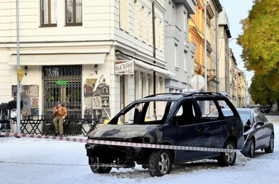 《生化危机》电影片场照首曝！布拉格化身浣熊市