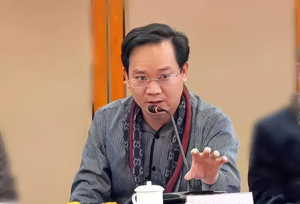 凤凰网重庆频道主编赵春建涉受贿案：8.97亿项目回购款背后的210万争议