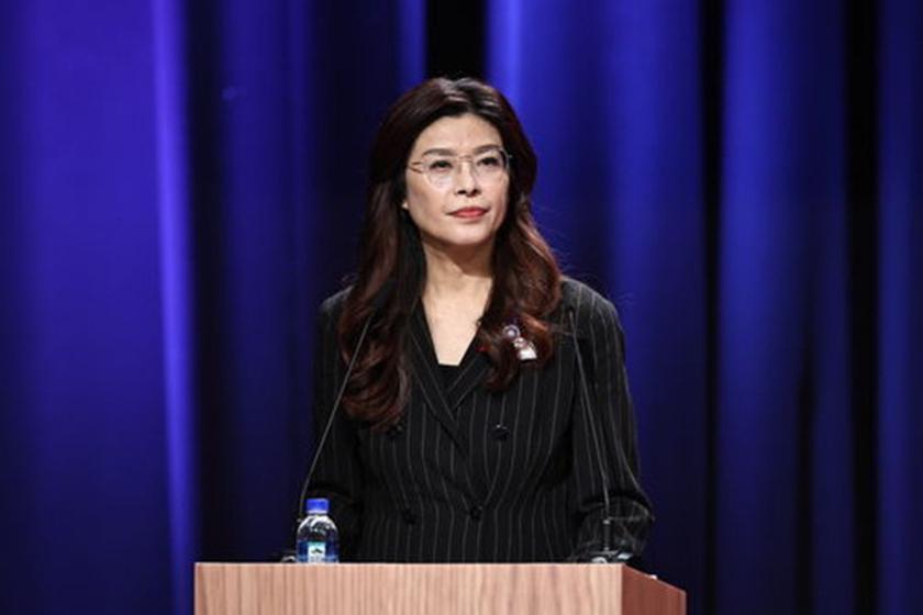 郑丽文今日正式就任国民党主席，两岸论述与选举策略引关注