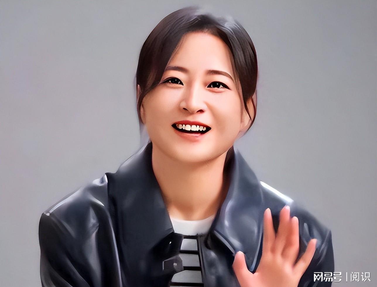 钱赚够了不装了？退出春晚、被综艺开除，贾玲的下场怪不了别人