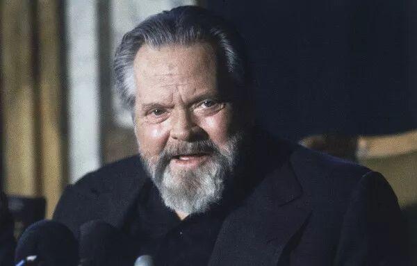 影史传奇：奥逊·威尔斯未竟之作《风的另一边》终得圆满