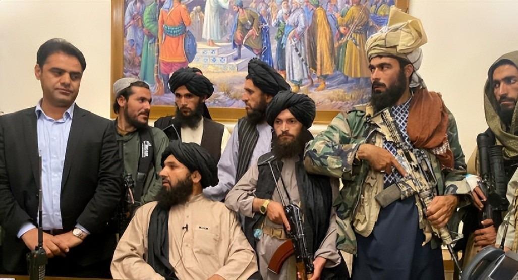 巴基斯坦边境地区遭袭击现场