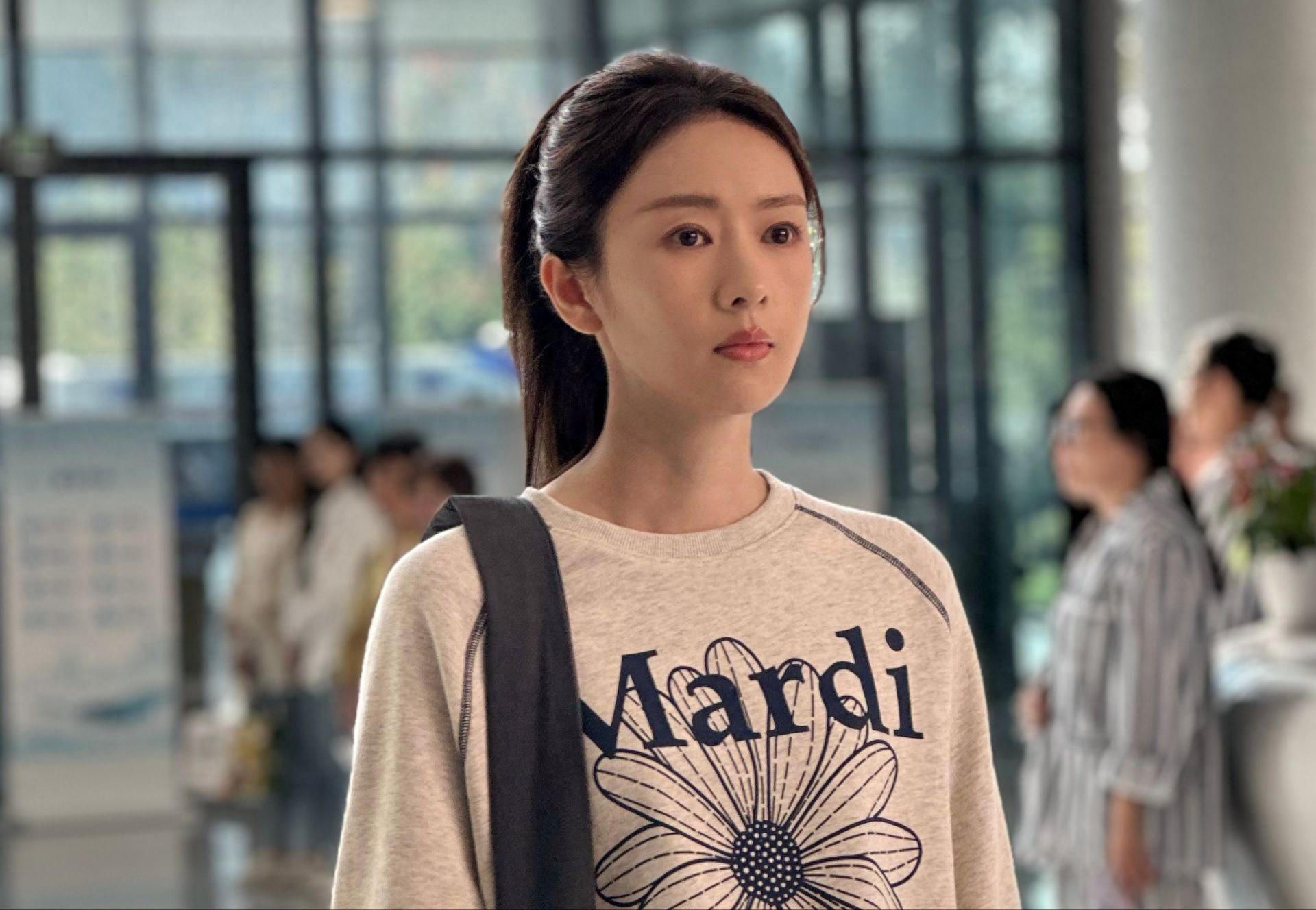 《四喜》剧情揭秘：沈明珠认亲背后，亲妈喻静香的隐忍与算计