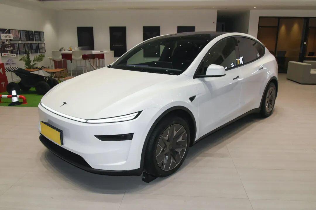 特斯拉Model Y与Model YL对比：哪款更适合你？