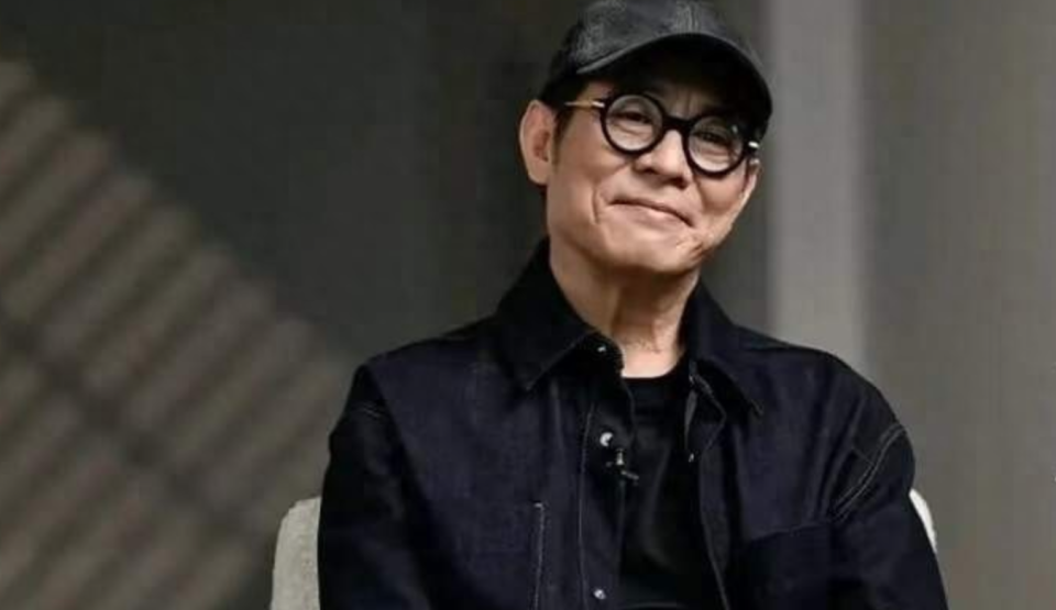 李连杰健康状态大反转：从手术到回春，与李嘉诚有何关联？