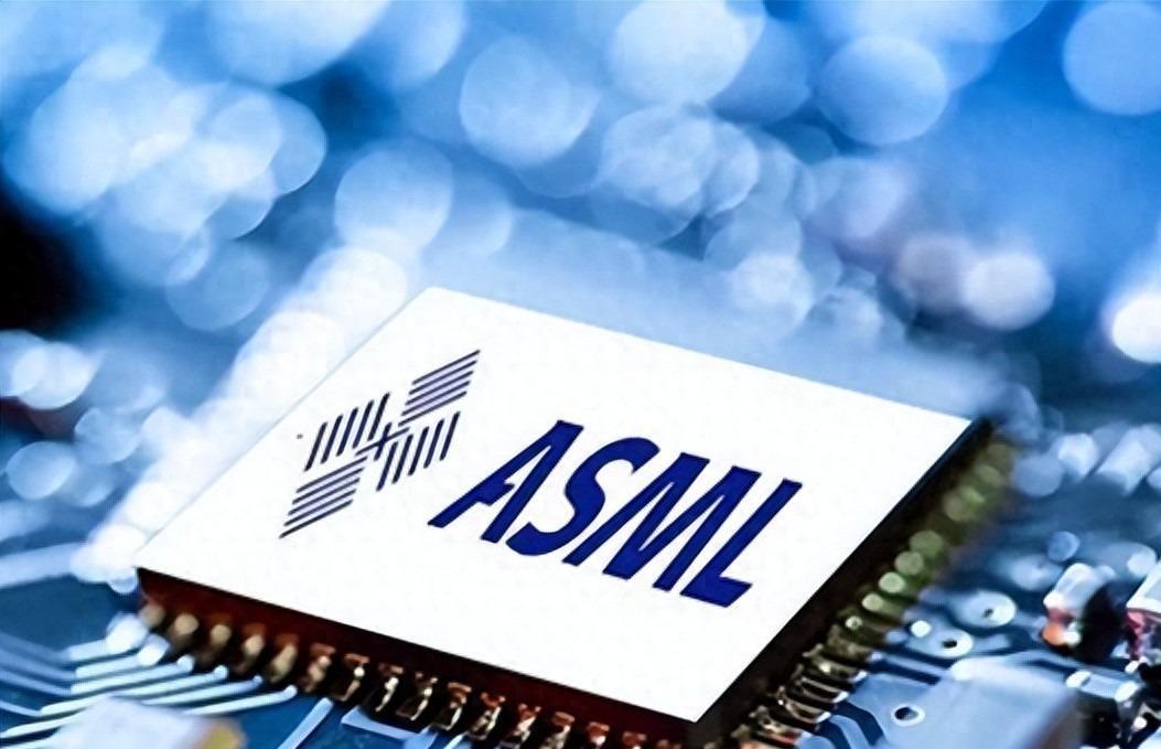 中企反击！要求ASML回购光刻机，专利危机引发全球科技格局变革