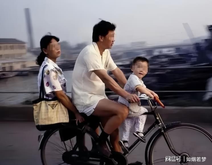 1994年，父亲贷款买下北京二环的9套四合院，25年后开发商来拆迁