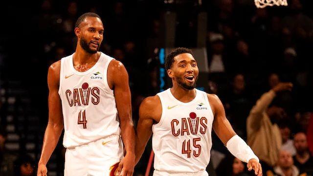 骑士违规轮休米切尔莫布利遭联盟重罚10万美元