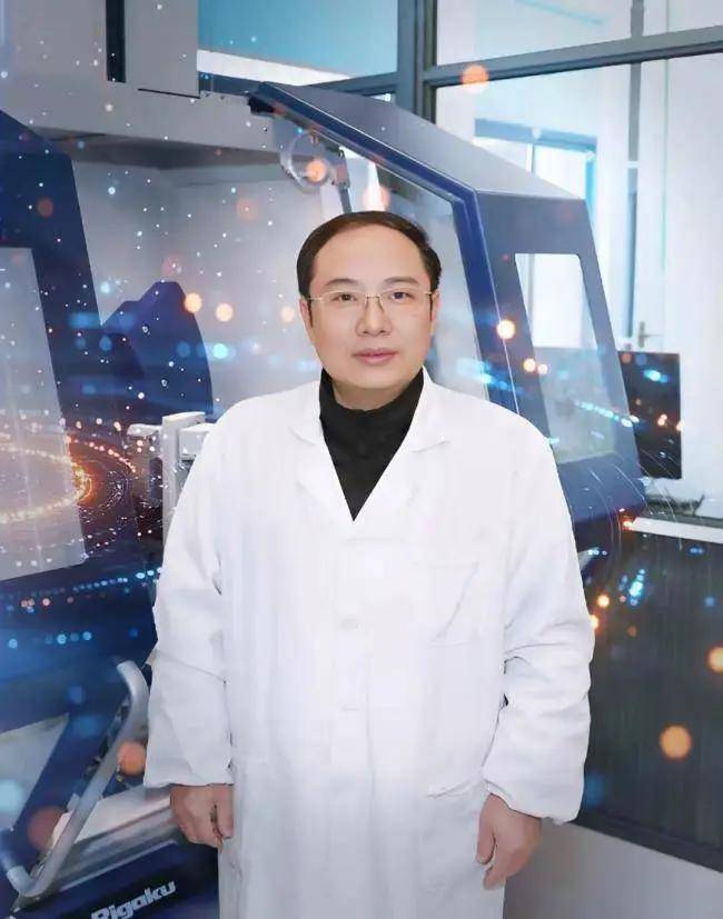 江苏科技大学惊现学历造假：高中生冒充教授，科研经费达千万引争议