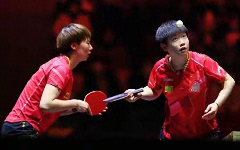 成也饭圈败也饭圈！摘银的孙颖莎表情耐人寻味，陈梦的话有人信了