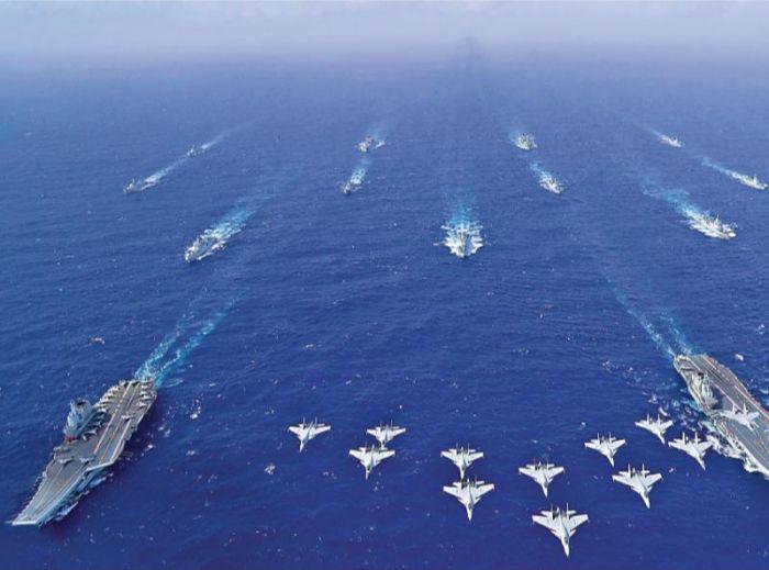 中国双航母训练后日机演练攻击：历史阴影下的军事博弈