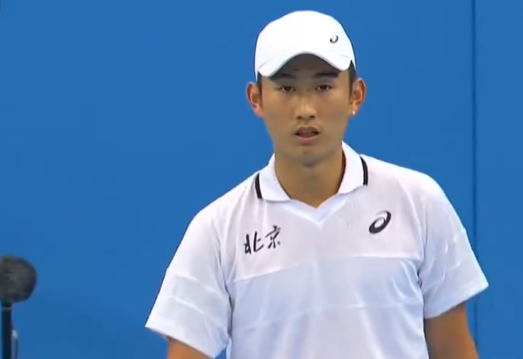 吴易昺半决赛逆转黄泽林