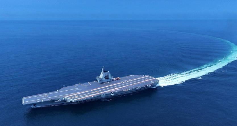 专家期待核动力航母