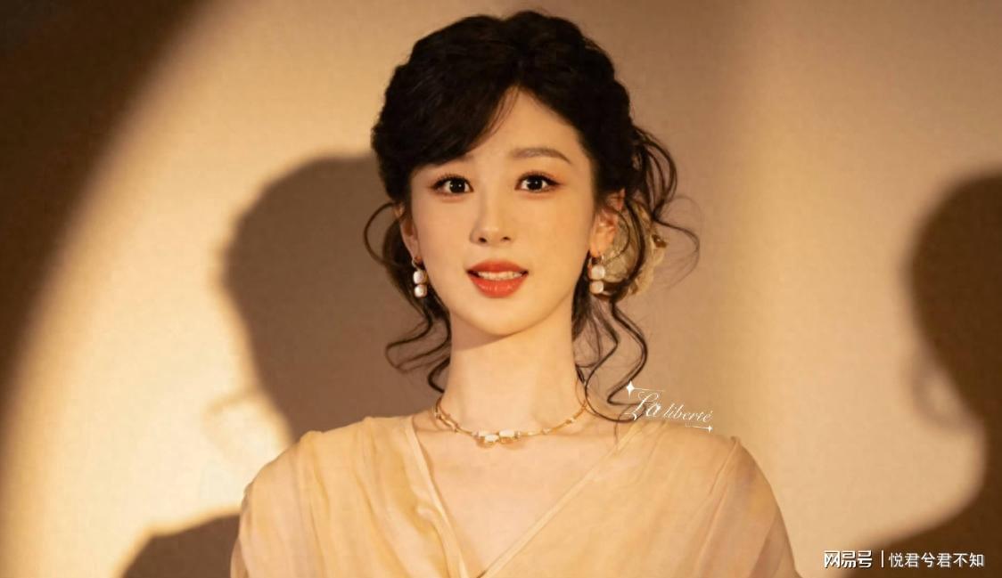 《香蜜》短剧未拍先火！杨紫的锦觅太经典，岳雨婷陈添祥呼声高！