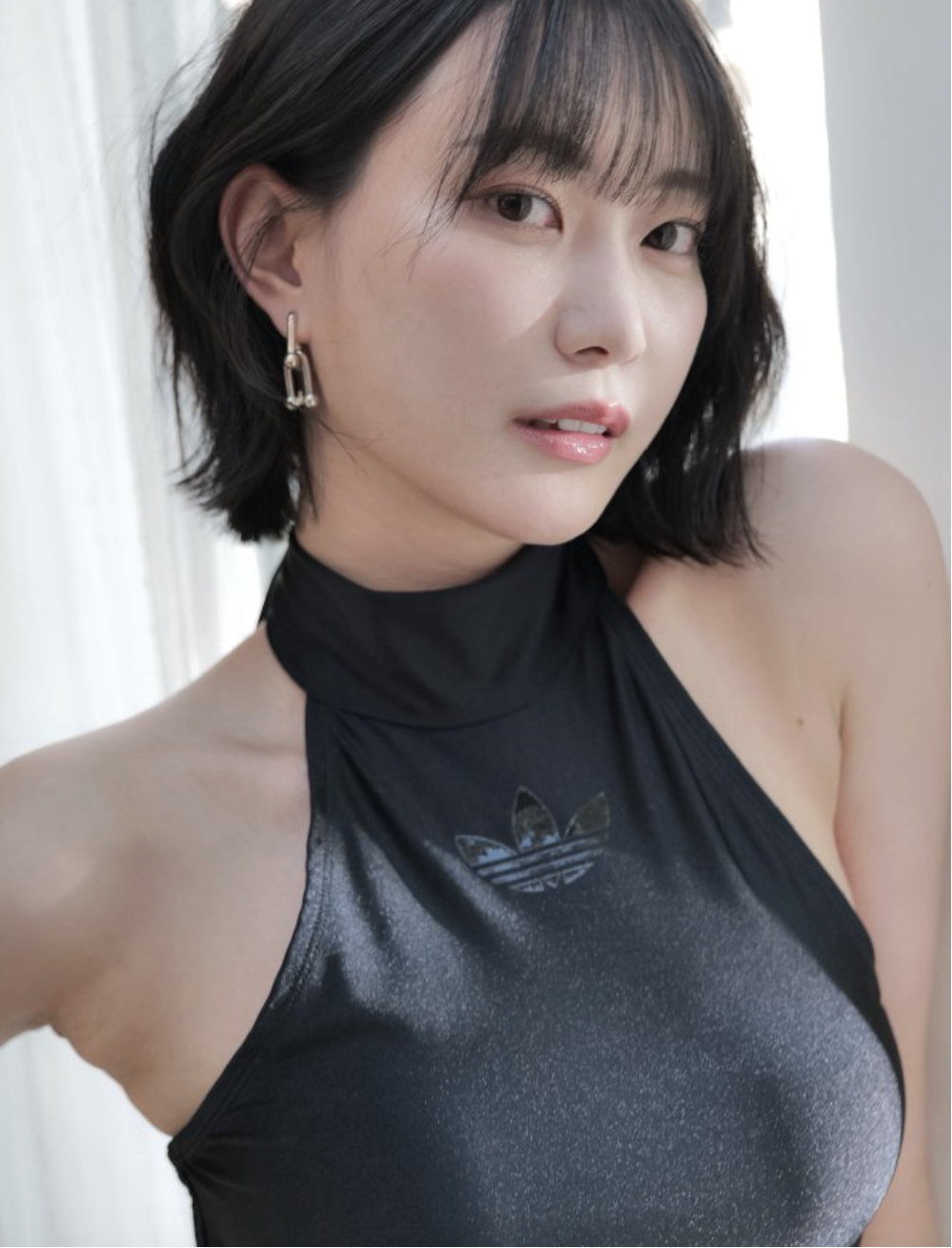 ‘最强马达’ 美谷朱音！双专属战神含泪退役，背后真相太黑暗！