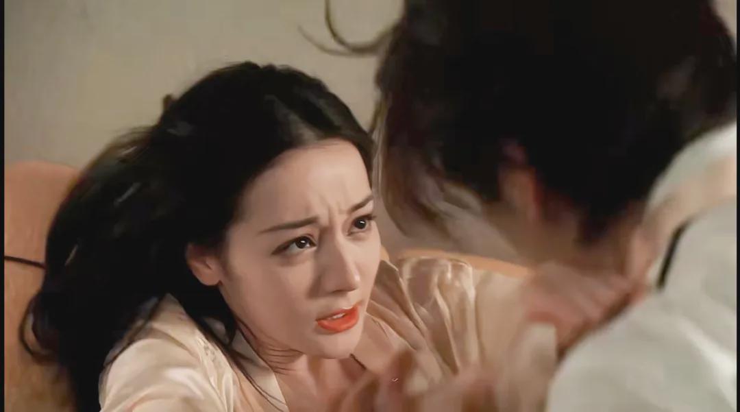 枭起青壤：让33岁迪丽热巴与29岁陈星旭拍打戏，拍成了少儿不宜？