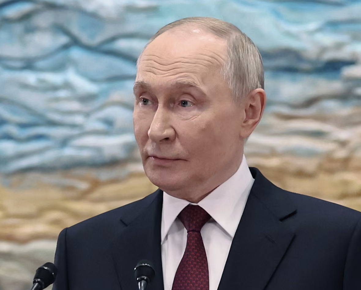 普京最新表态：特朗普特使获赞，俄乌停火需乌克兰撤出顿巴斯