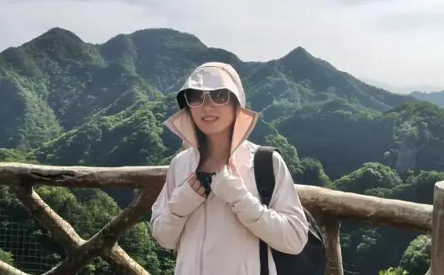 90后潮汕女孩6个月AI出海：从内贸困境到全球市场突破