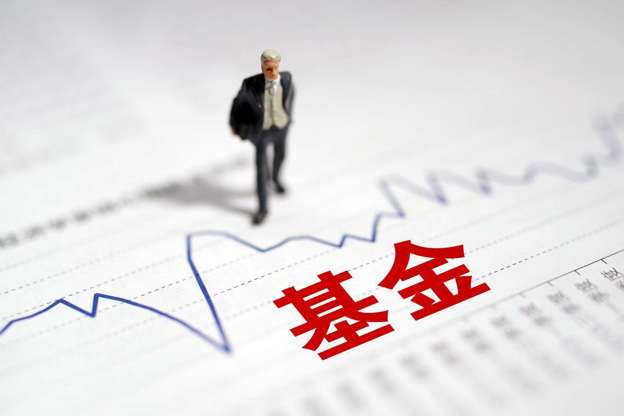 招商系公募大换帅：钟文岳代任招商基金董事长，江向阳转战招商租赁