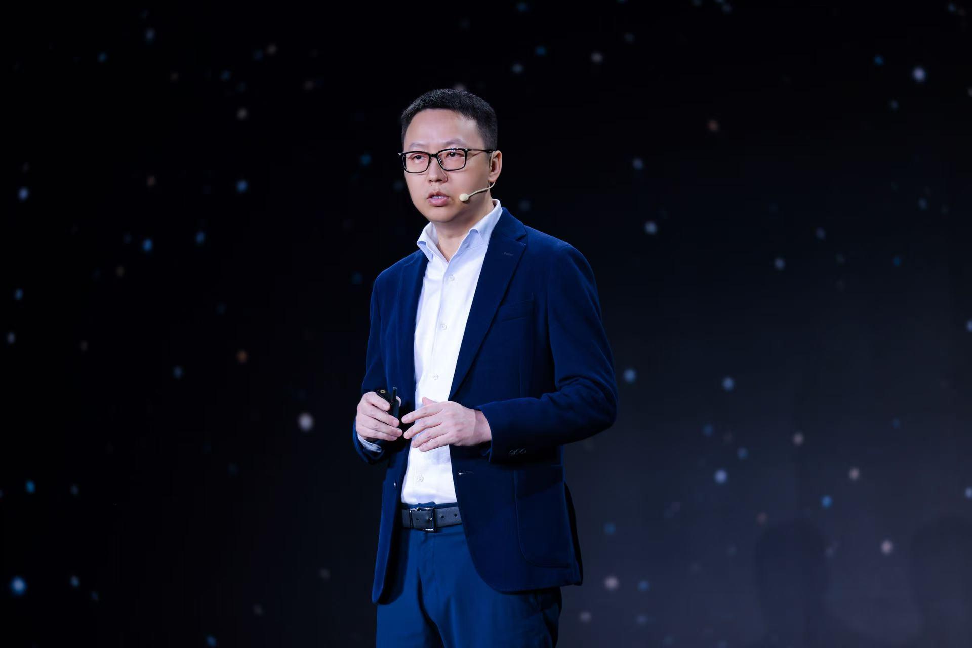 吴泳铭领航两年，阿里巴巴如何重返科技巅峰