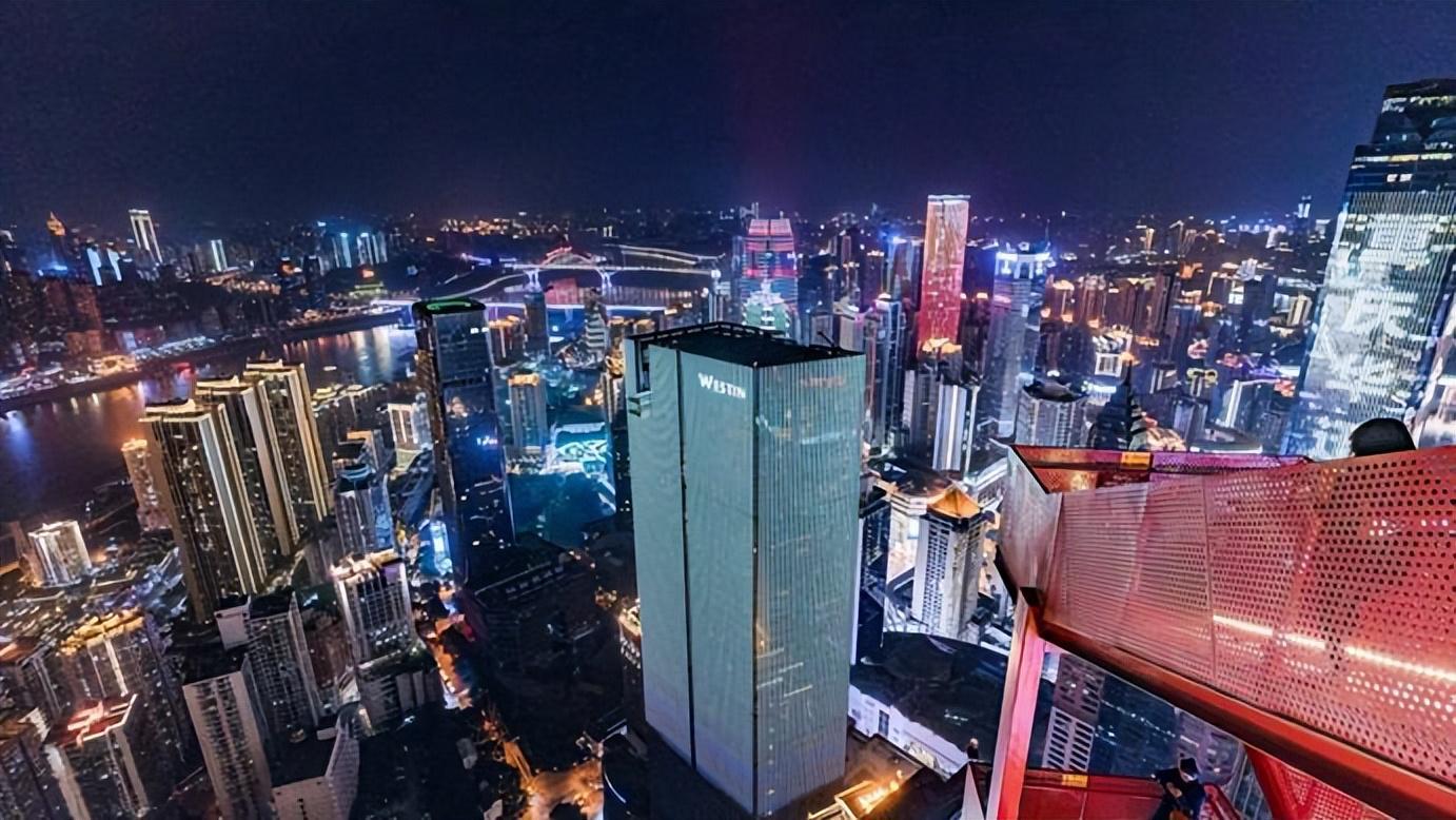 重庆解放碑威斯汀：云端观景+地道渝味，山城微度假新体验