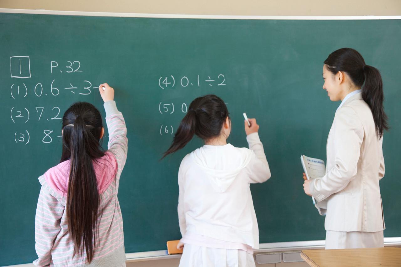 县域中学振兴关键：保障教育公平，强化师资与资源投入