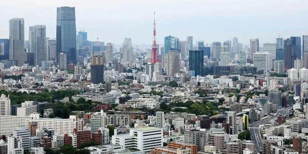 日本或迎首位女首相高市早苗，日元贬值风险与政策挑战解析