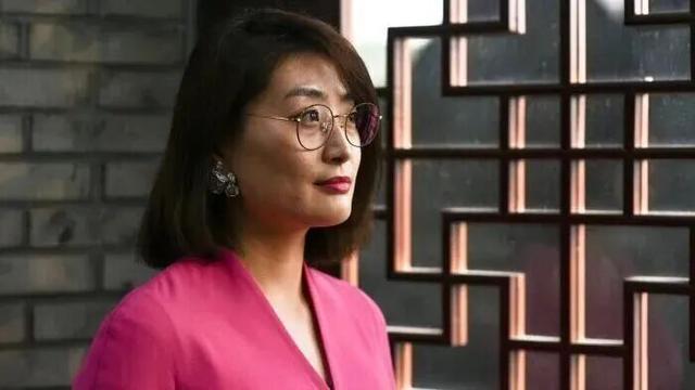 宗馥莉被传带走？知情人士证实其正常上班
