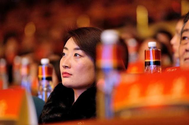 宗馥莉再辞娃哈哈职务，商标与国资矛盾浮出水面