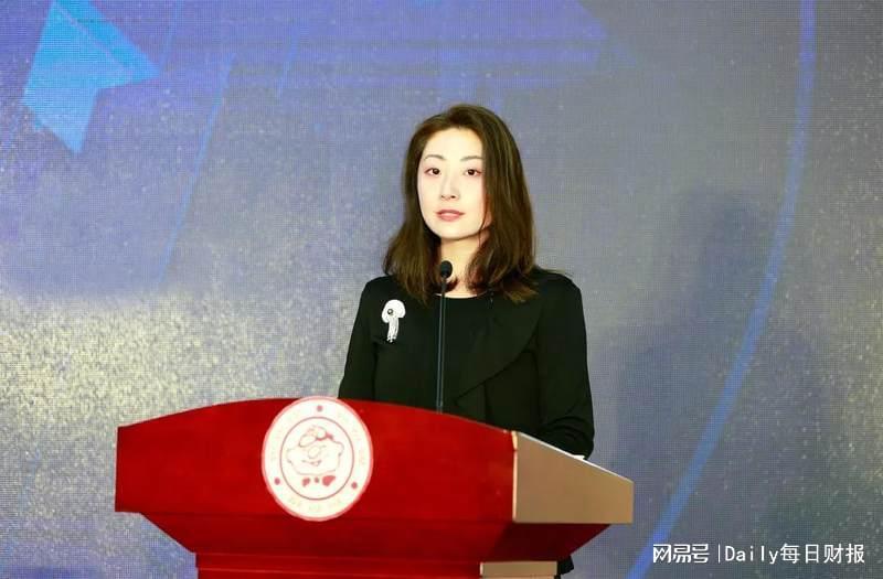 宗馥莉辞任娃哈哈董事长，新品牌娃小宗能否开启新篇章