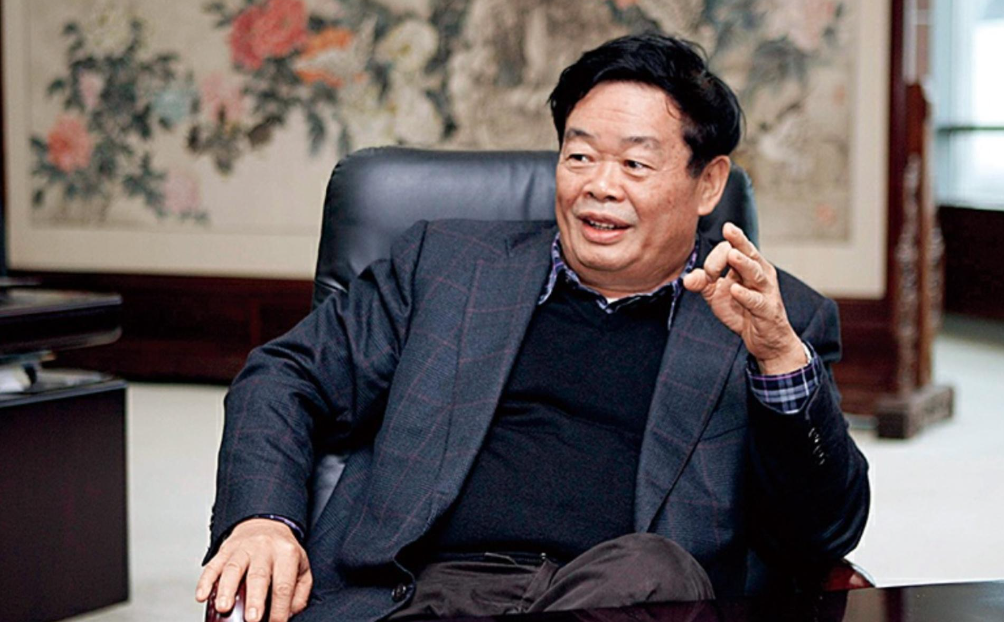 曹德旺退休：长子曹晖接任福耀玻璃董事长，开启新篇章