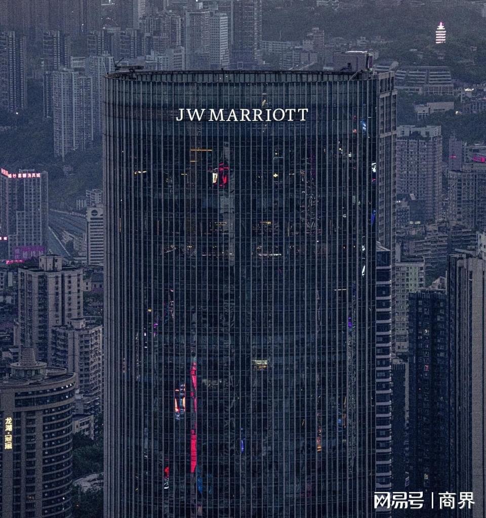 重庆JW万豪酒店：解放碑核心区高端商务与婚宴首选