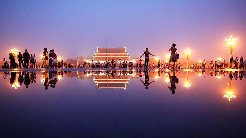 沈建光深度解析：国庆长假消费表现与未来政策方向