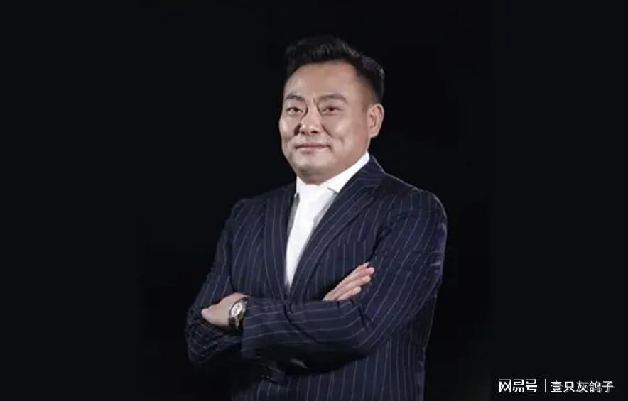 亳州首富半年豪掷122亿：AI算力赛道上的疯狂押注