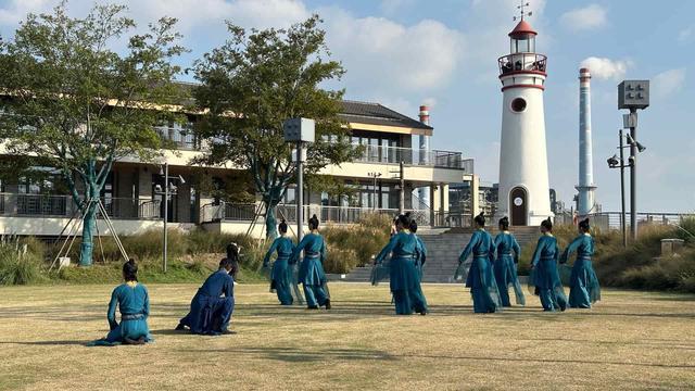 新市古镇舞蹈艺术季第二季：千年古镇与现代舞蹈的完美交融