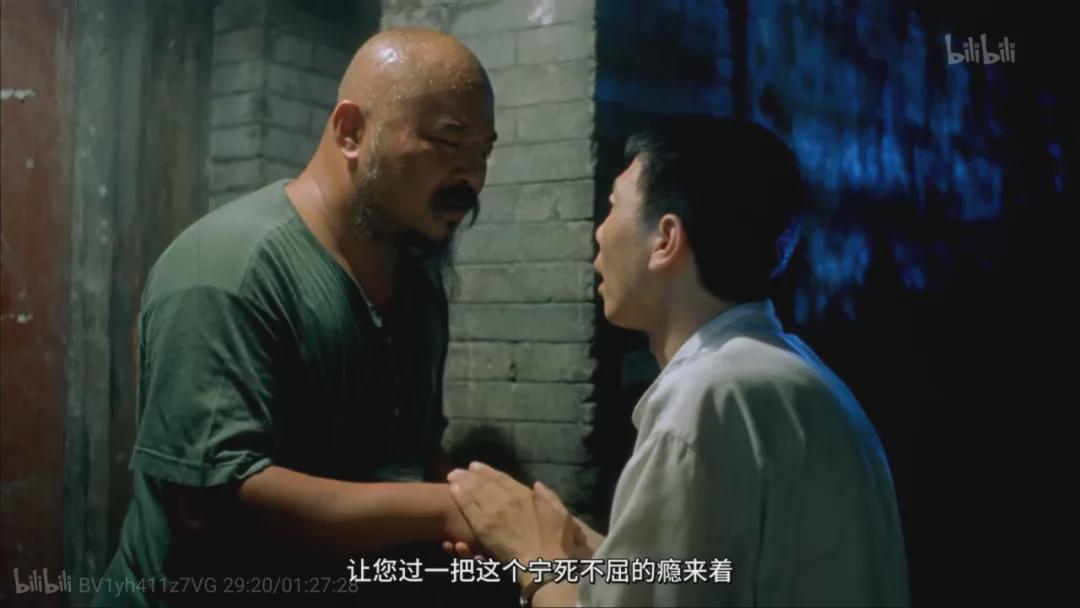 张雪峰复播再引争议：文科生就业前景争议背后的真相