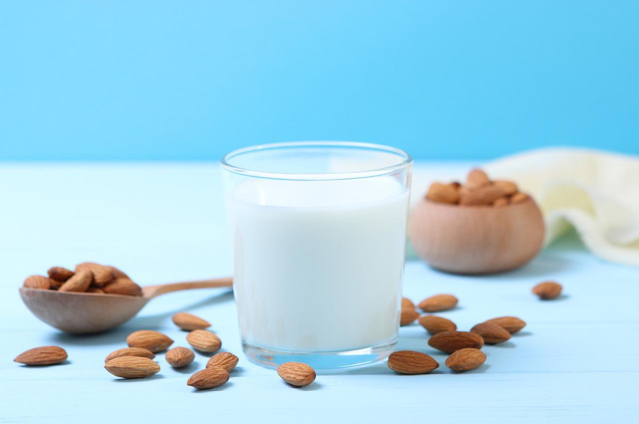 承德露露业绩下滑，养生水能否成为新增长点？