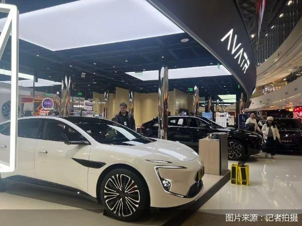 车企竞相推出兜底方案，抢占新能源购置税调整红利期