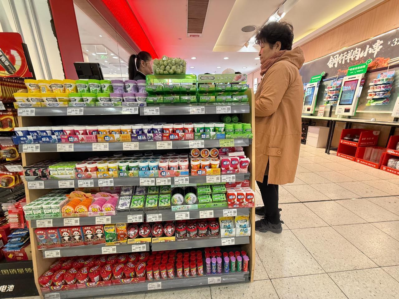 口香糖重返收银台：商业如何重新锚定消费者心理需求