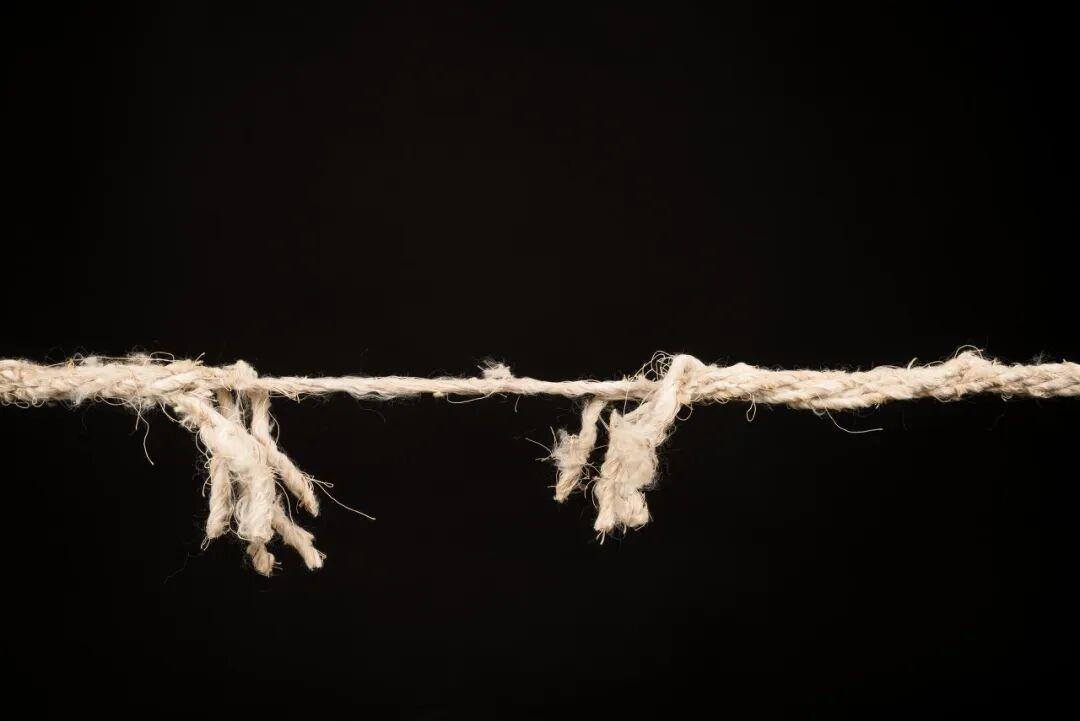 片仔癀价格崩盘：从神话到现实，老牌药企如何破局？