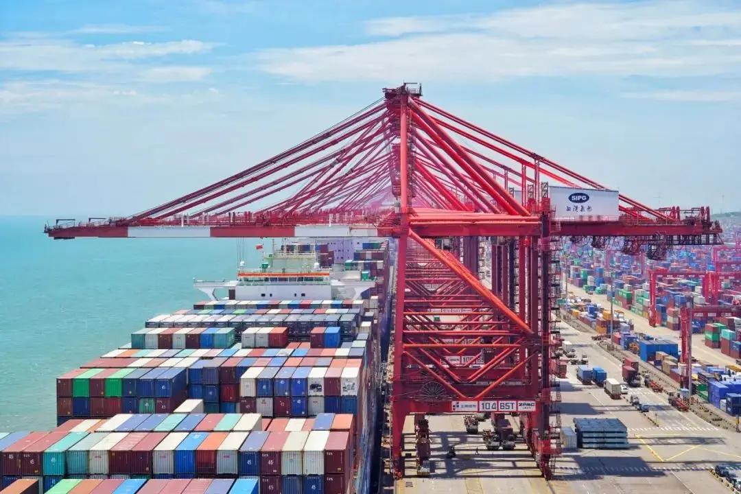 2025年1-8月中国海港集装箱吞吐量排名：上海居首，青岛、天津上榜