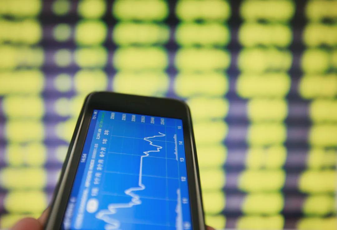 “十五五”规划下股市新信号：消费驱动与投资机遇双升级