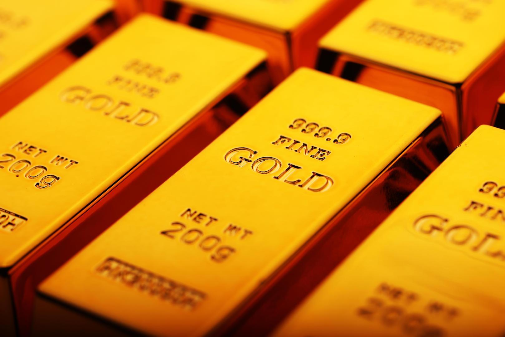 金价剧烈波动！年轻人跟风炒金遭遇亏损，专家提醒理性投资