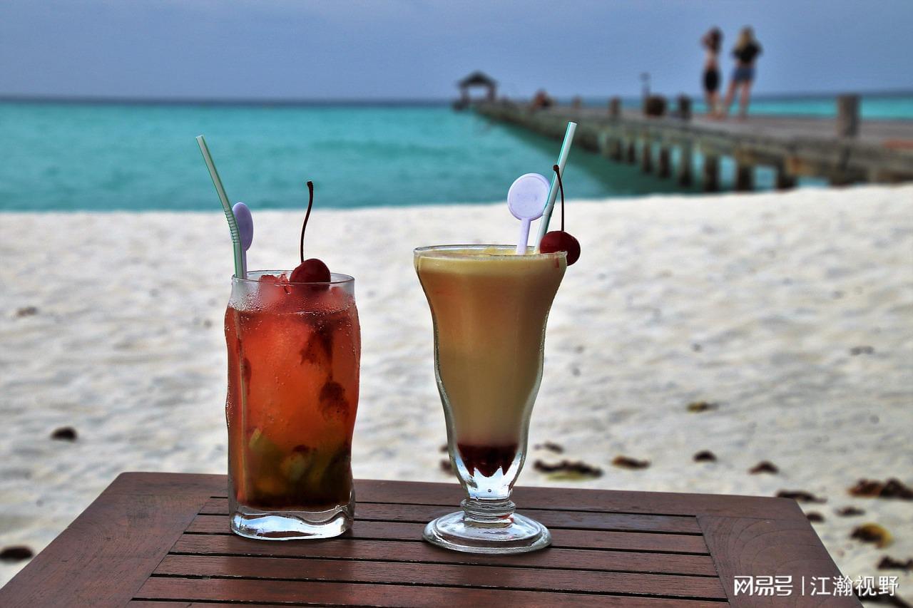 奶茶外卖惊现“配货”现象，消费者该如何看待这一趋势？