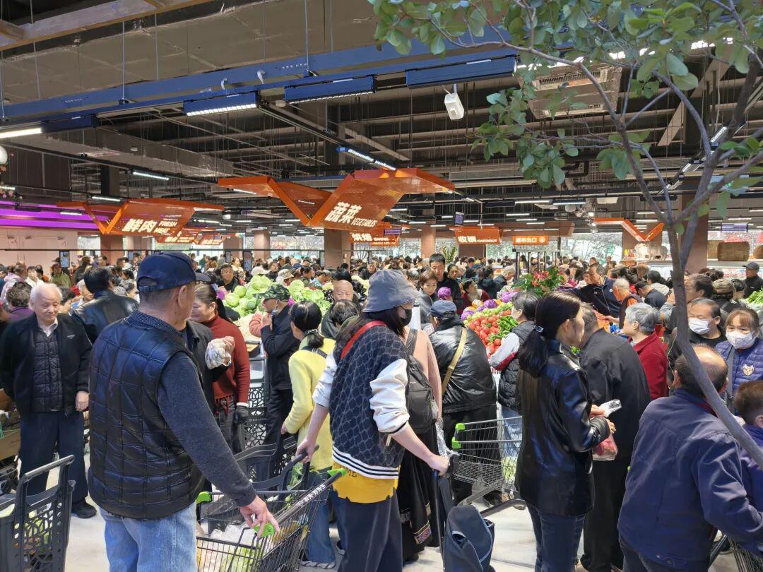 瓦解与重建：零售新秩序加速形成