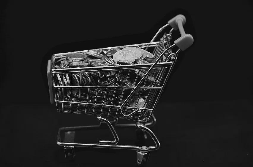 央行重启国债买卖：结构性放水对经济市场的深远影响