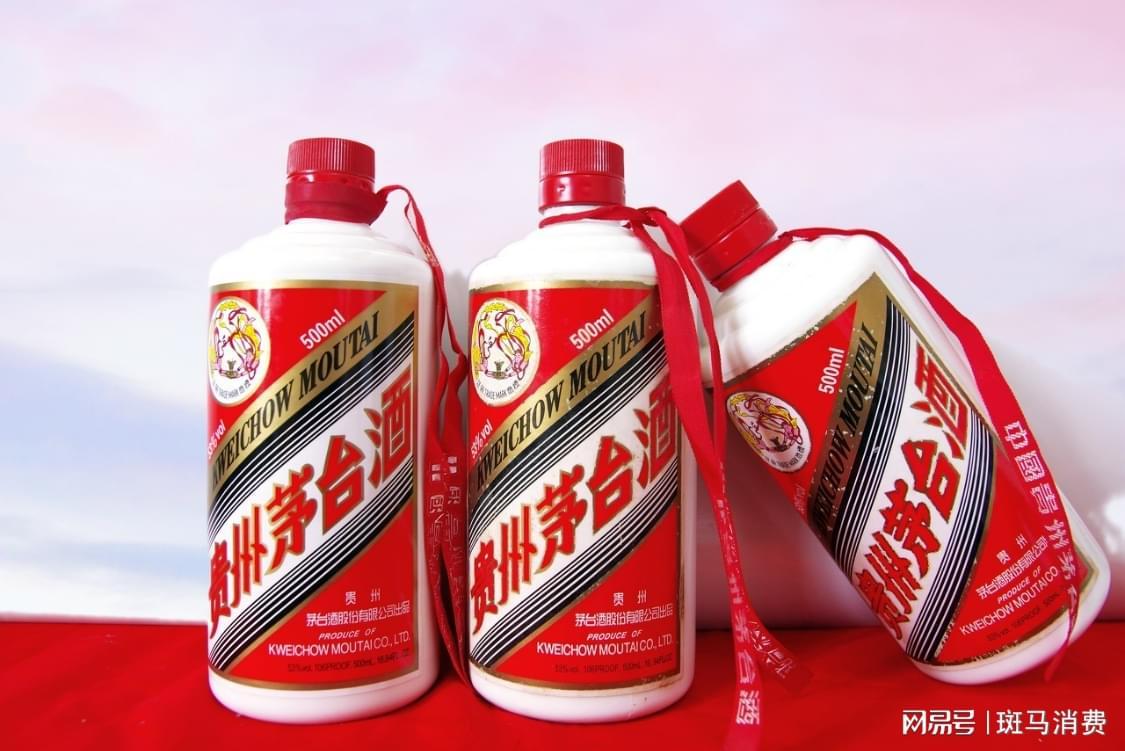 贵州茅台增长停滞：白酒行业面临三期叠加危机