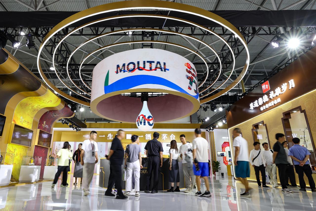 贵州茅台重磅举措：300亿分红+15-30亿股份回购