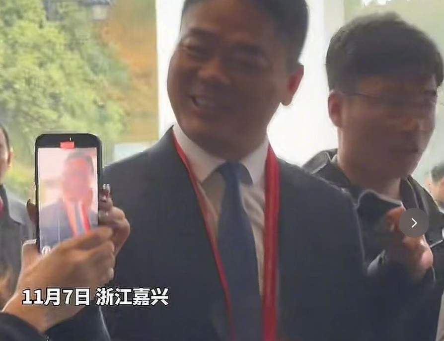 刘强东乌镇峰会预言：2025年快递配送或实现无人化