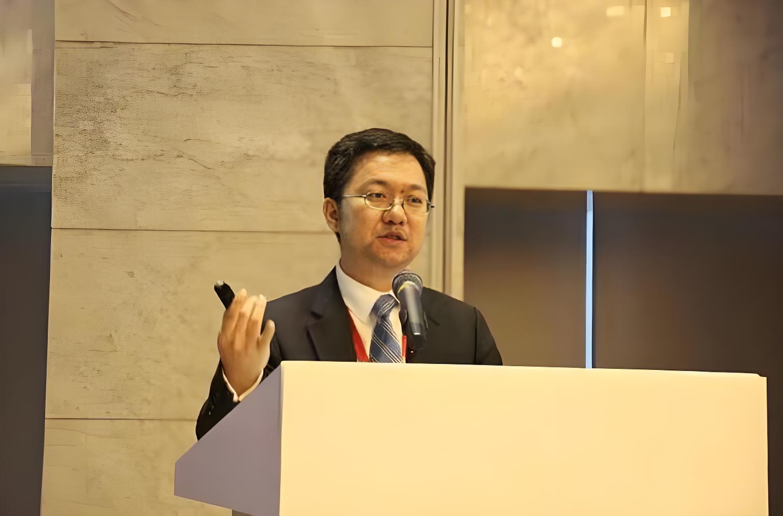 王涵：美国的政策空间在收缩